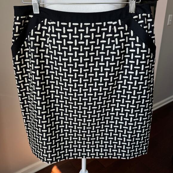 Talbots Dresses & Skirts - TALBOTS Skirt Womens 14 Black Cream Vintage 100% Wool Pockets Pencil Career